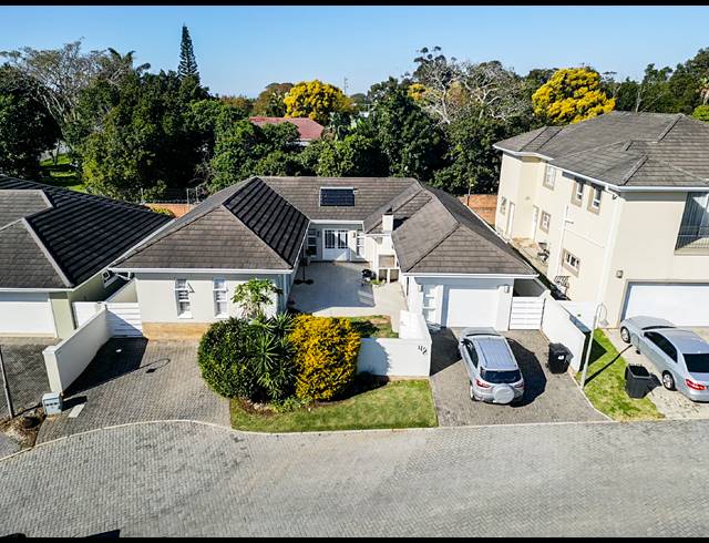 3 BEDROOM FREEHOLD FOR SALE IN BEACON BAY